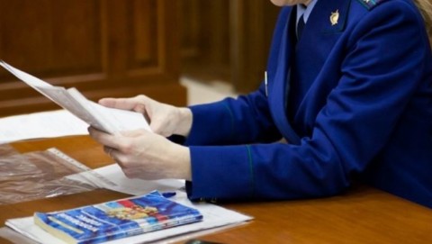 Прокуратура Жиганского района обязала администрацию с. Жиганска заключить договоры социального найма жилого помещения